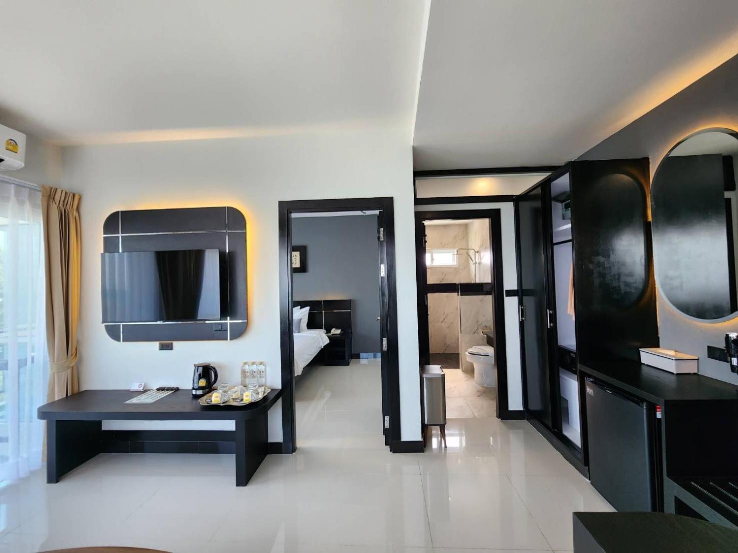Lhc Hotel And Resort Pattaya Ngoại thất bức ảnh