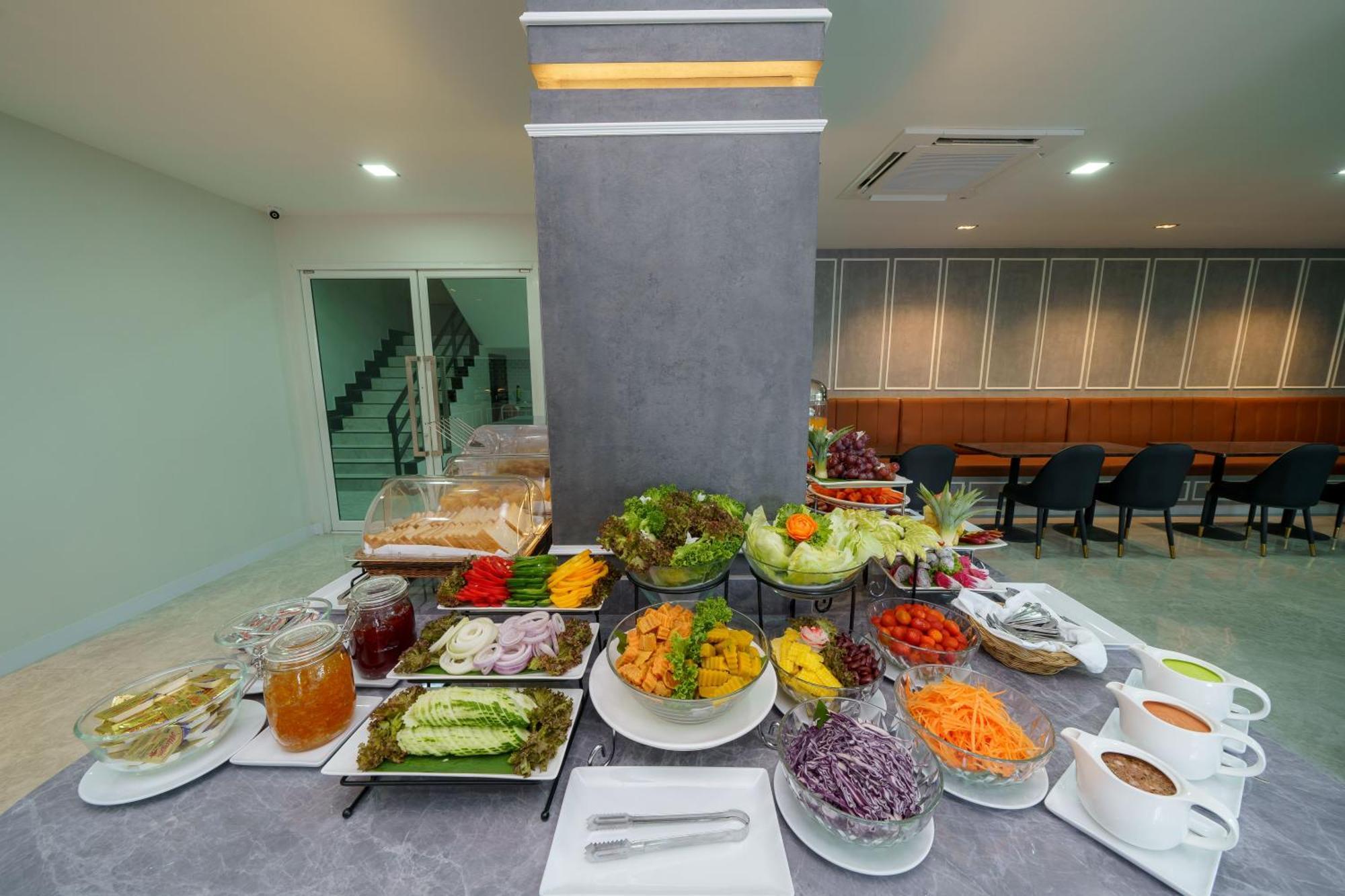 Lhc Hotel And Resort Pattaya Ngoại thất bức ảnh